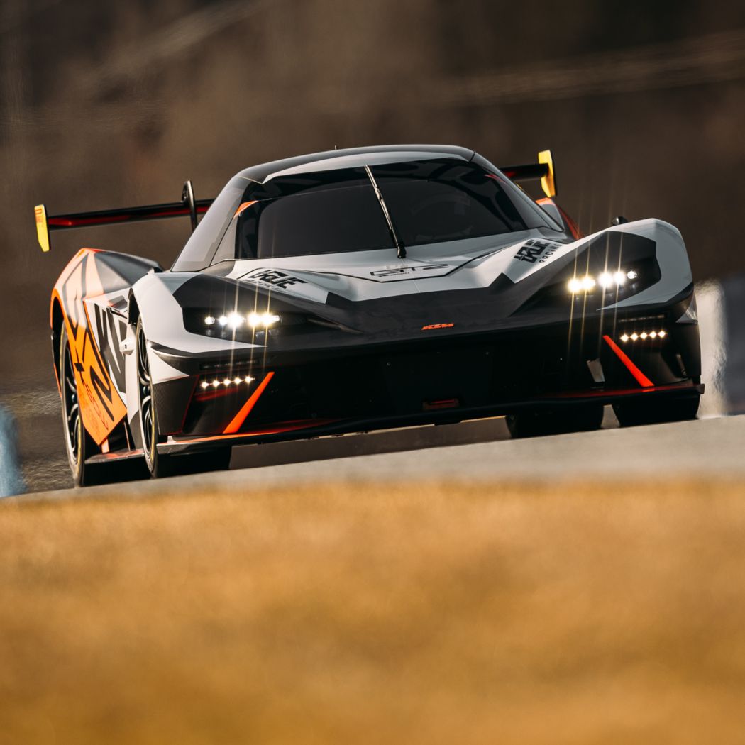 LAUNCH OF THE GT2 EUROPEAN SERIES IN MONZA: FIVE KTM X-BOW GT2